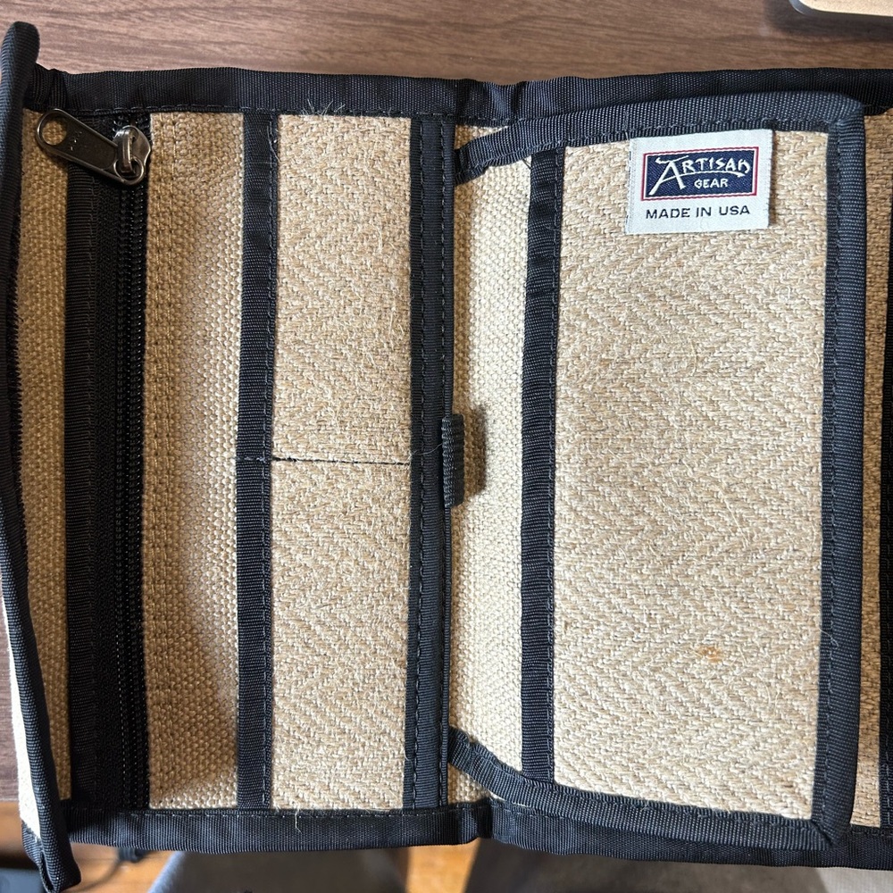 Hemp Canvas Wallet with Black Trim - Picture 4 of 6